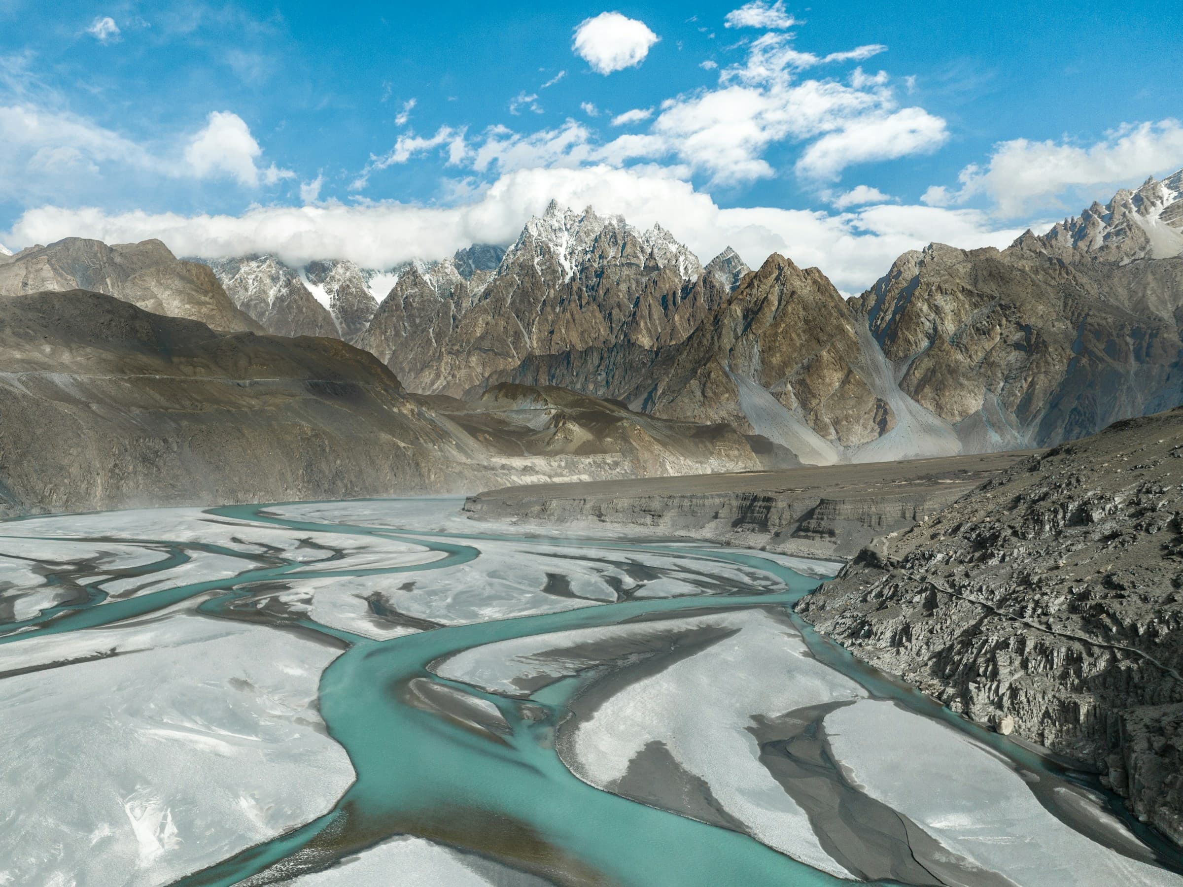 Karakoram mountains and turquoise river in Hunza Valley, Pakistan